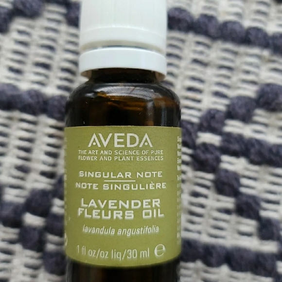 Aveda Lavender 1 Oz Singular Note Discontinued - Picture 1 of 3